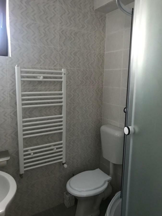 Hotel Wellion à Covasna Extérieur photo