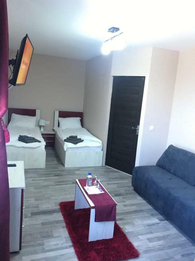 Hotel Wellion à Covasna Extérieur photo